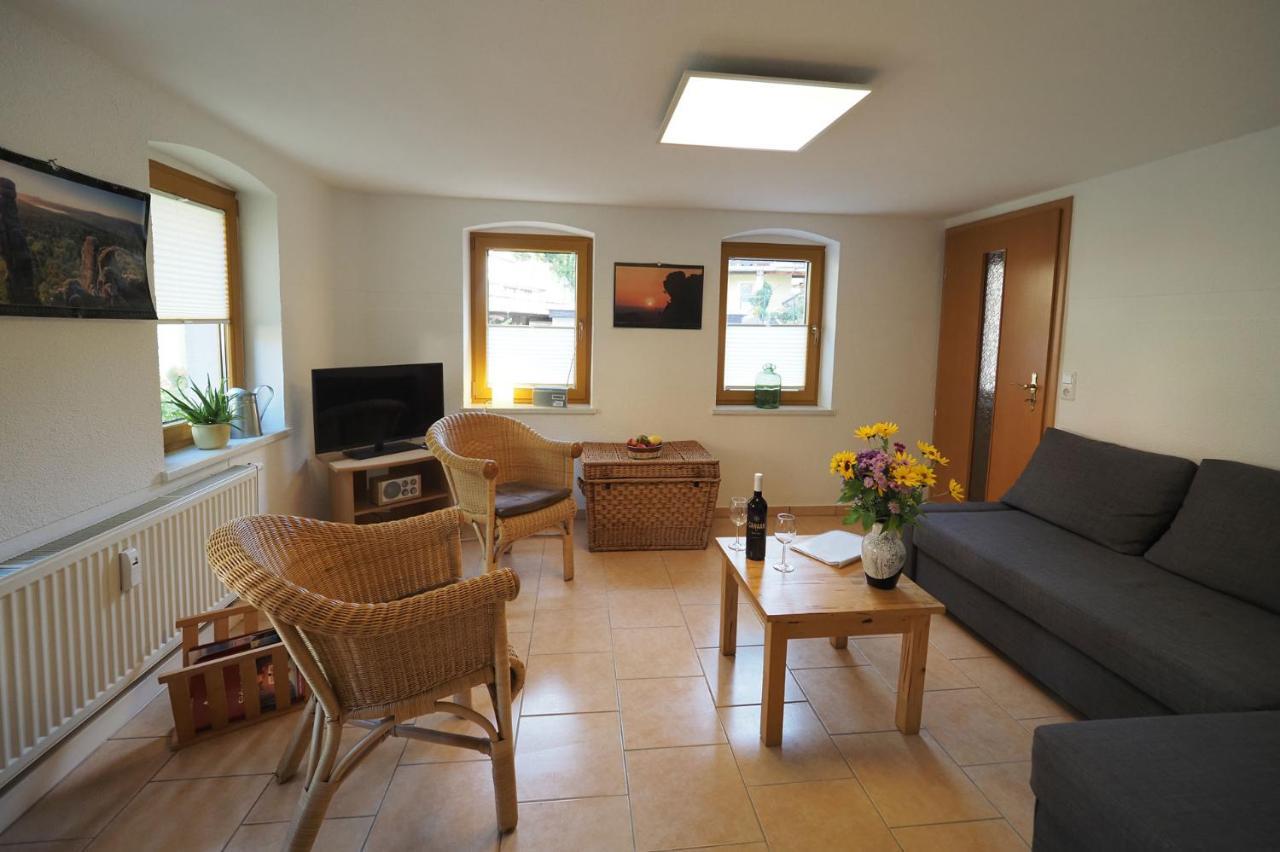 Haus Felsental Apartment ราทเอิน ภายนอก รูปภาพ