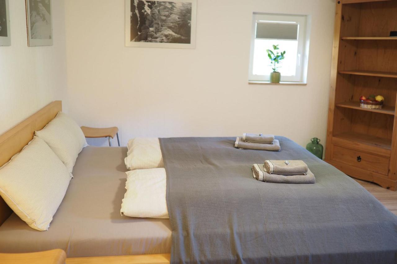 Haus Felsental Apartment ราทเอิน ภายนอก รูปภาพ