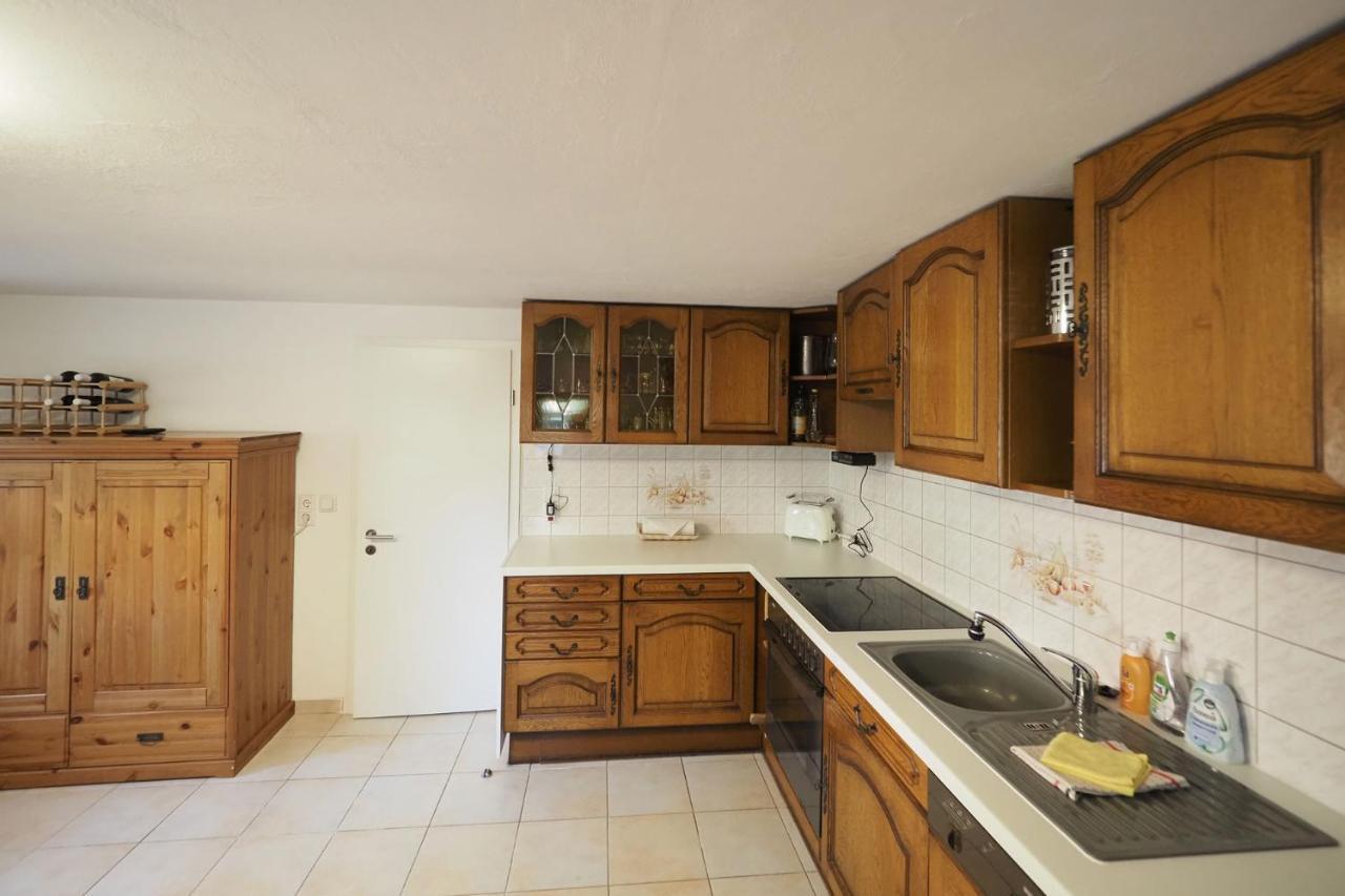 Haus Felsental Apartment ราทเอิน ภายนอก รูปภาพ